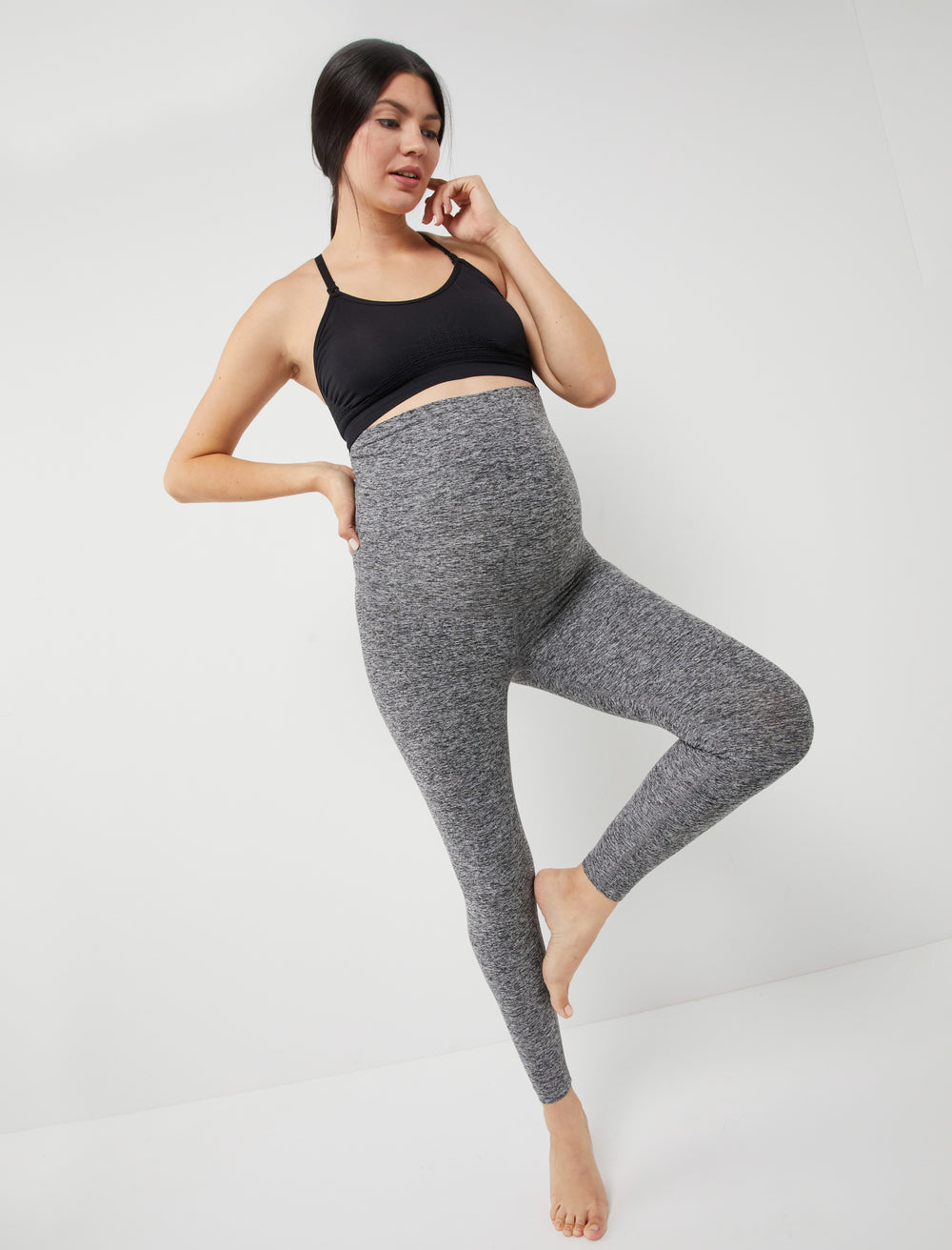 Beyond Yoga Maternity Empire Waisted Spacedye Capri Leggings for Women -  Flattering Seam with Above The Ankle Cut, Soft and Comfy Leggings Darkest  Night SM 28 at  Women's Clothing store